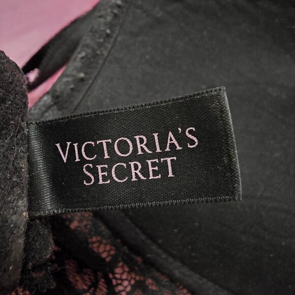 3 Victoria's Secret 34dd bras - Picture 8 of 11